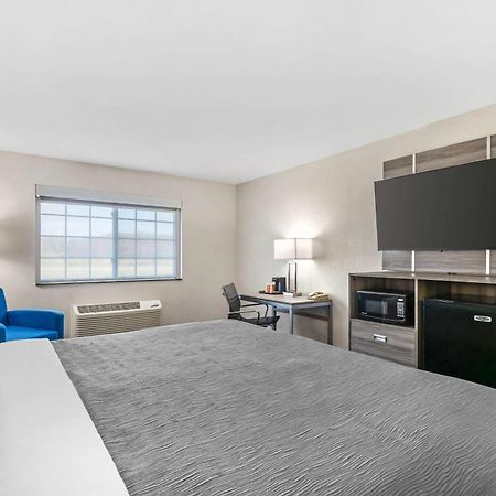 Quality Inn & Suites Fort Madison Near Hwy 61 Esterno foto