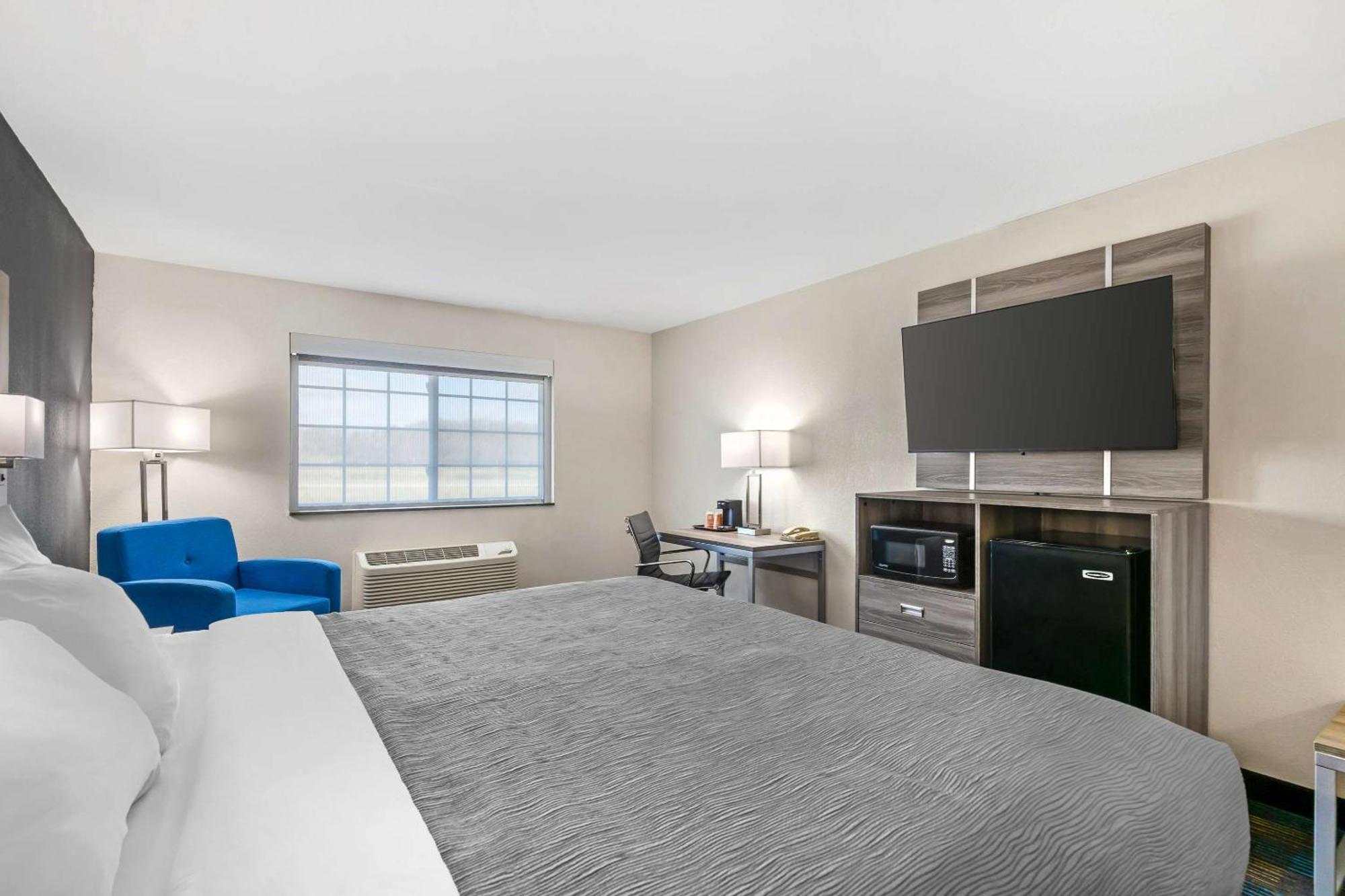 Quality Inn & Suites Fort Madison Near Hwy 61 Esterno foto